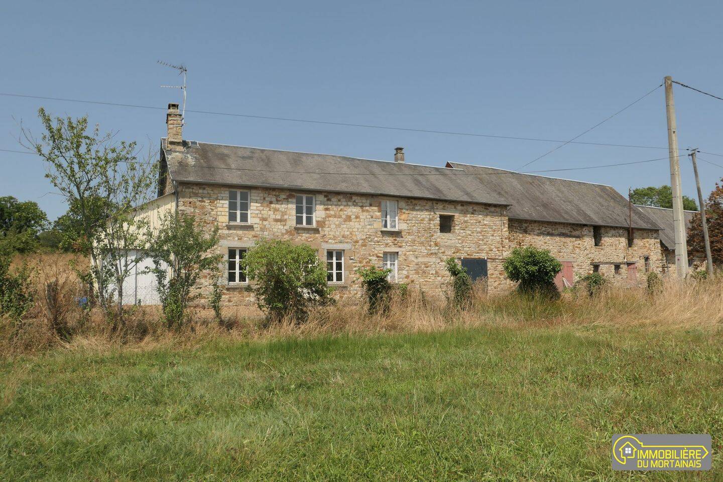 Maison 4 pièces 98 m² · à Barenton · 97,9 m² · 91 800 €