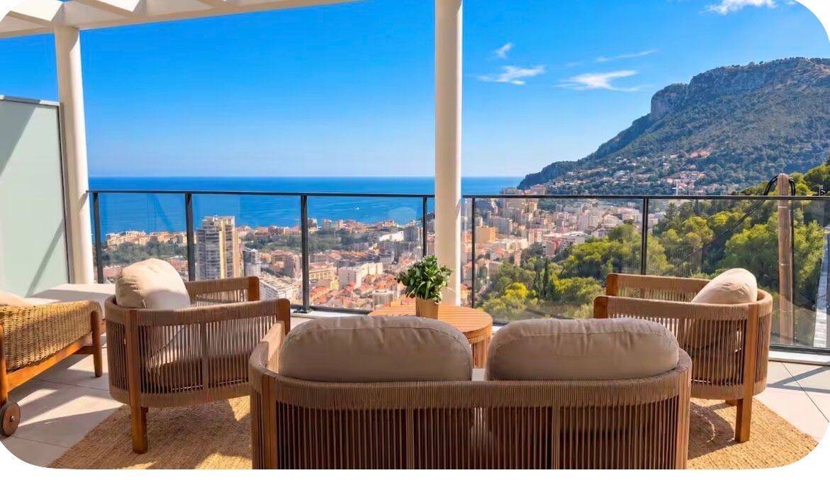 Appartement 3 pièces 80 m² · à Beausoleil · 80 m² · 7 600 €/mois
