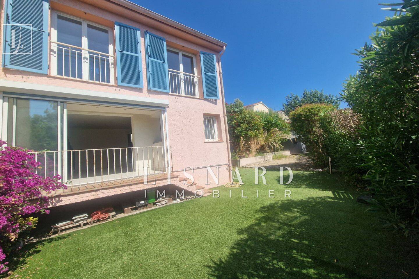 Maison 4 pièces 90 m² · à Vallauris · 90 m² · 439 000 €