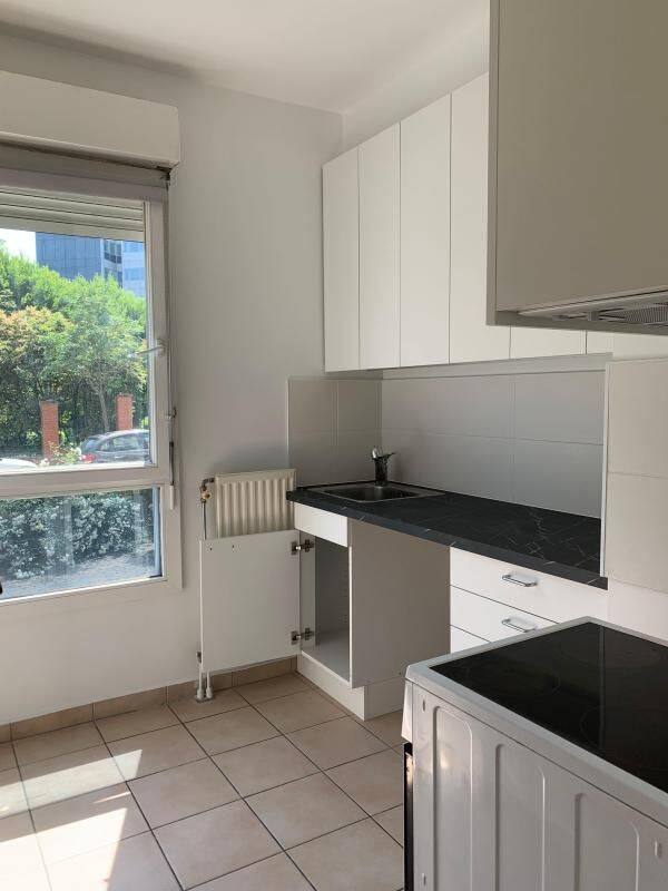 Appartement 3 pièces 67 m² · à Massy · 66,6 m² · 1 250 €