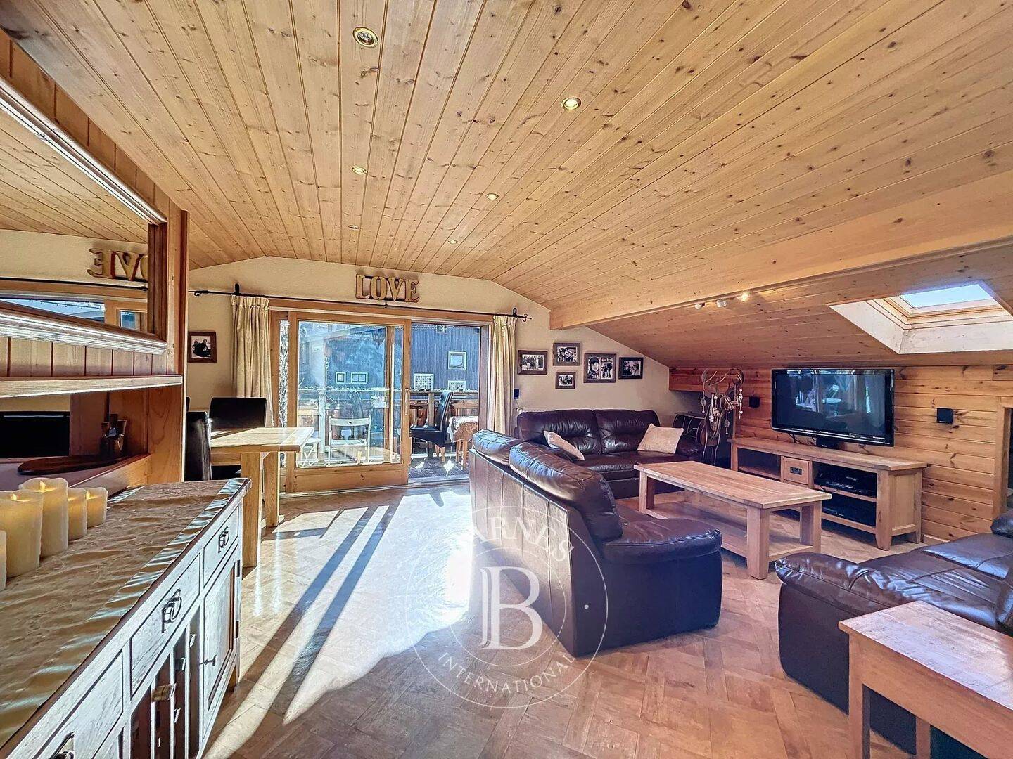 Appartement 3 pièces 92 m² · à Les Gets · 92 m² · 450 000 €
