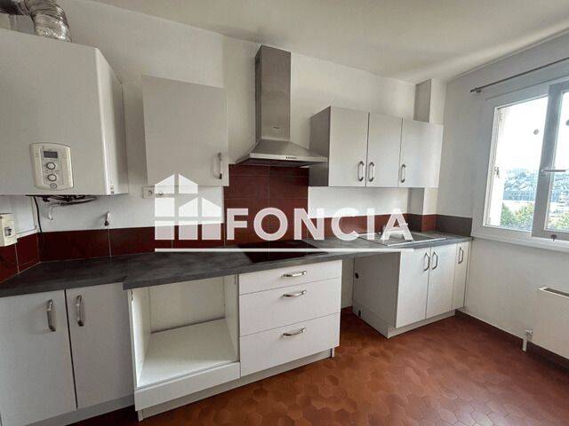 Appartement 3 pièces 75 m² · à Rodez · 74,8 m² · 650 €