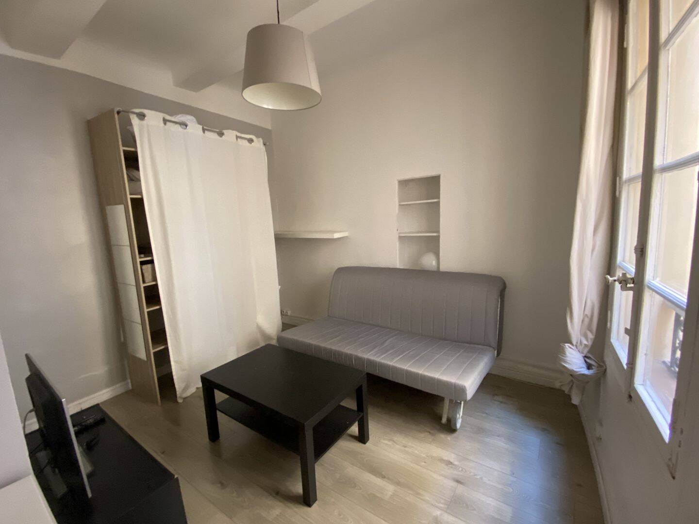 Appartement 1 pièce 16 m² · à Aix-en-Provence · 15,7 m² · 470 €