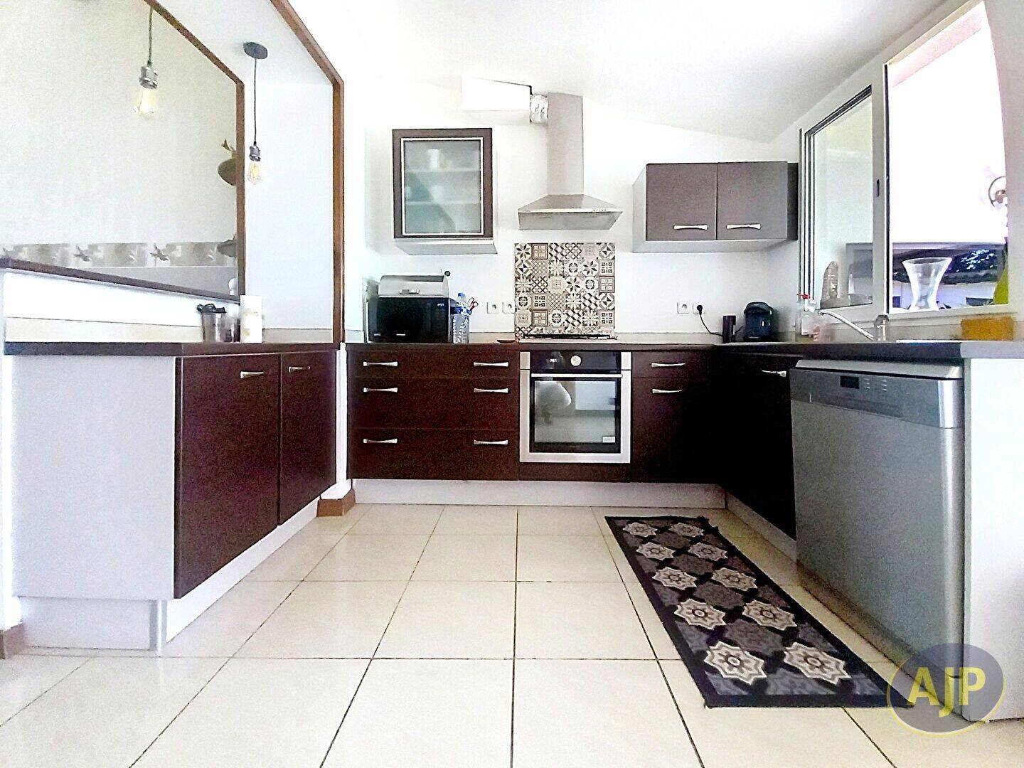 Maison 4 pièces 74 m² · à Pauillac · 74,1 m² · 170 000 €