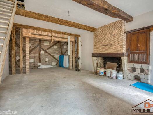 Appartement à vendre 94 000 € 10 pièces 7 chambres 200 m² Cancon 47290