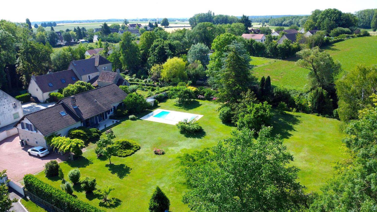 Maison 8 pièces 170 m² · à Levernois · 170 m² · 795 000 €