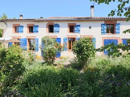 Maison à vendre 299 000 € 10 pièces 6 chambres 310 m² Montaïn 82100