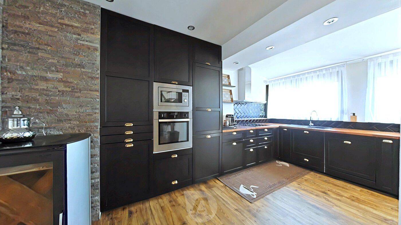 Maison 4 pièces 92 m² · à Ostwald · 92,1 m² · 349 000 €