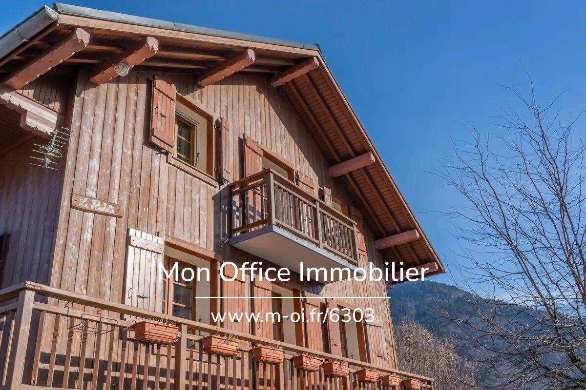 Maison 8 pièces 141 m² · à Samoëns · 141 m² · 759 000 €