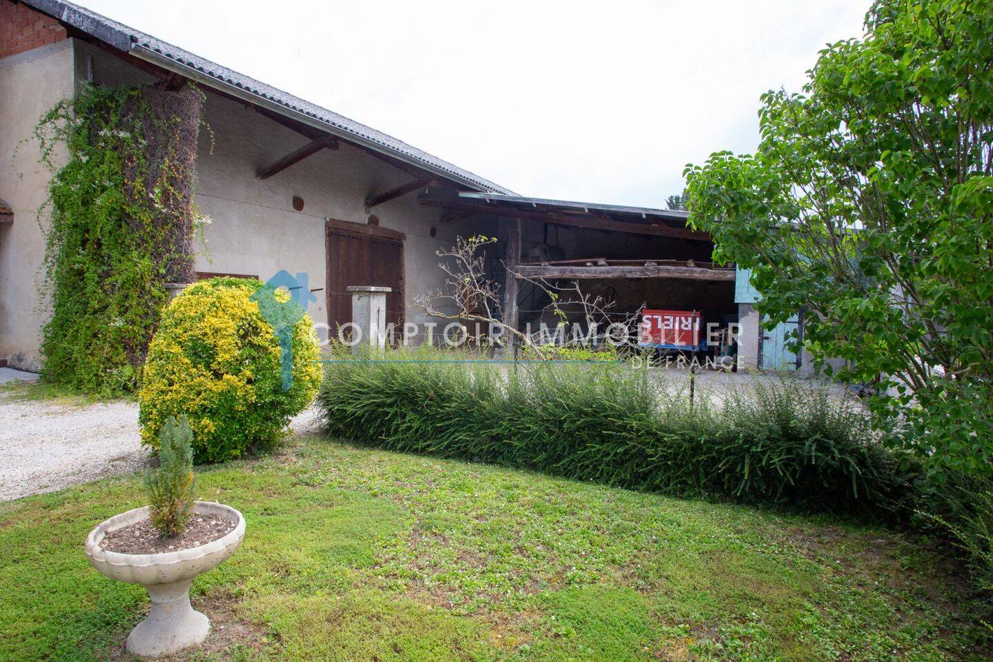 Maison 7 pièces 185 m² · à Colombe · 185 m² · 345 000 €