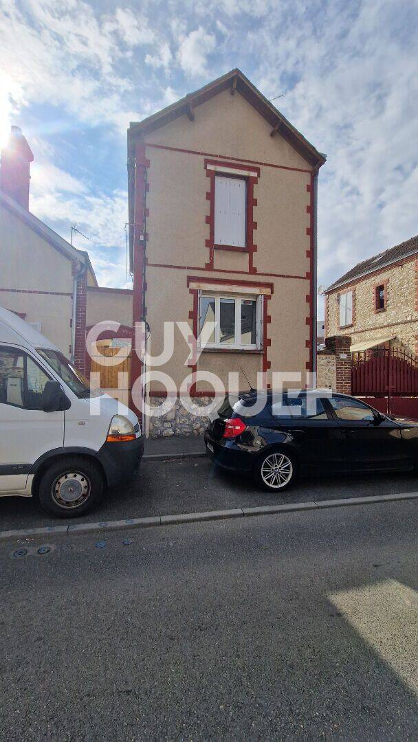 Maison 9 pièces 125 m² · à Chartres · 125 m² · 358 000 €