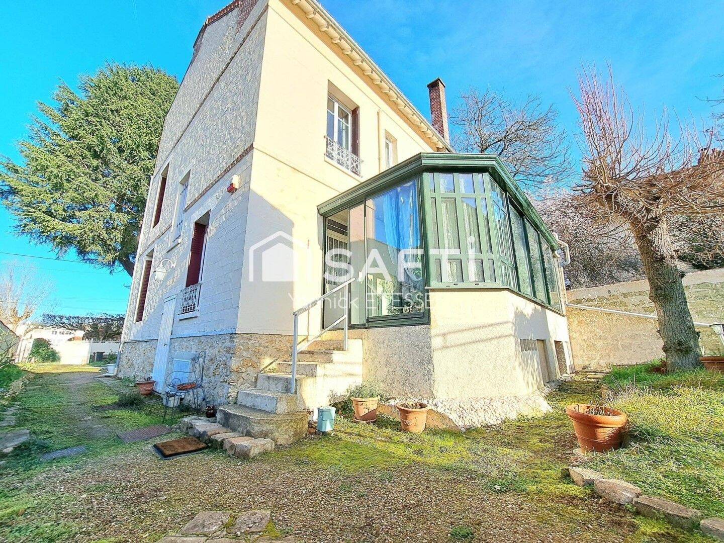 Maison 7 pièces 165 m² · à Mériel · 165 m² · 520 000 €