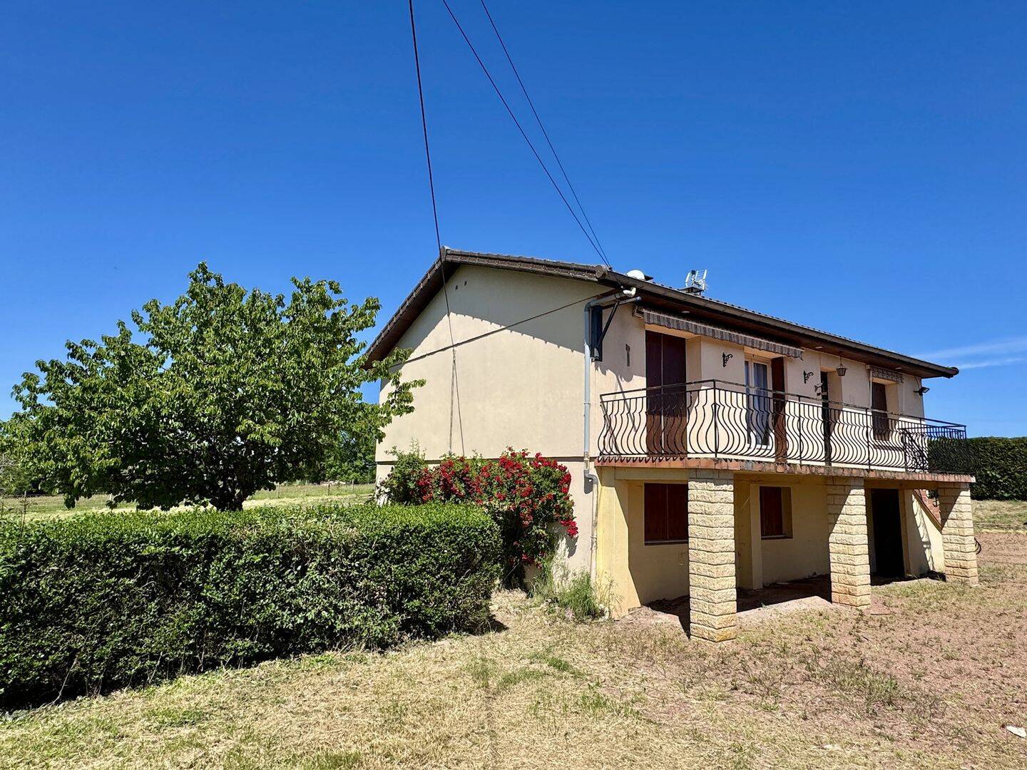 Maison 5 pièces 116 m² · à La Clayette · 115,5 m² · 160 000 €