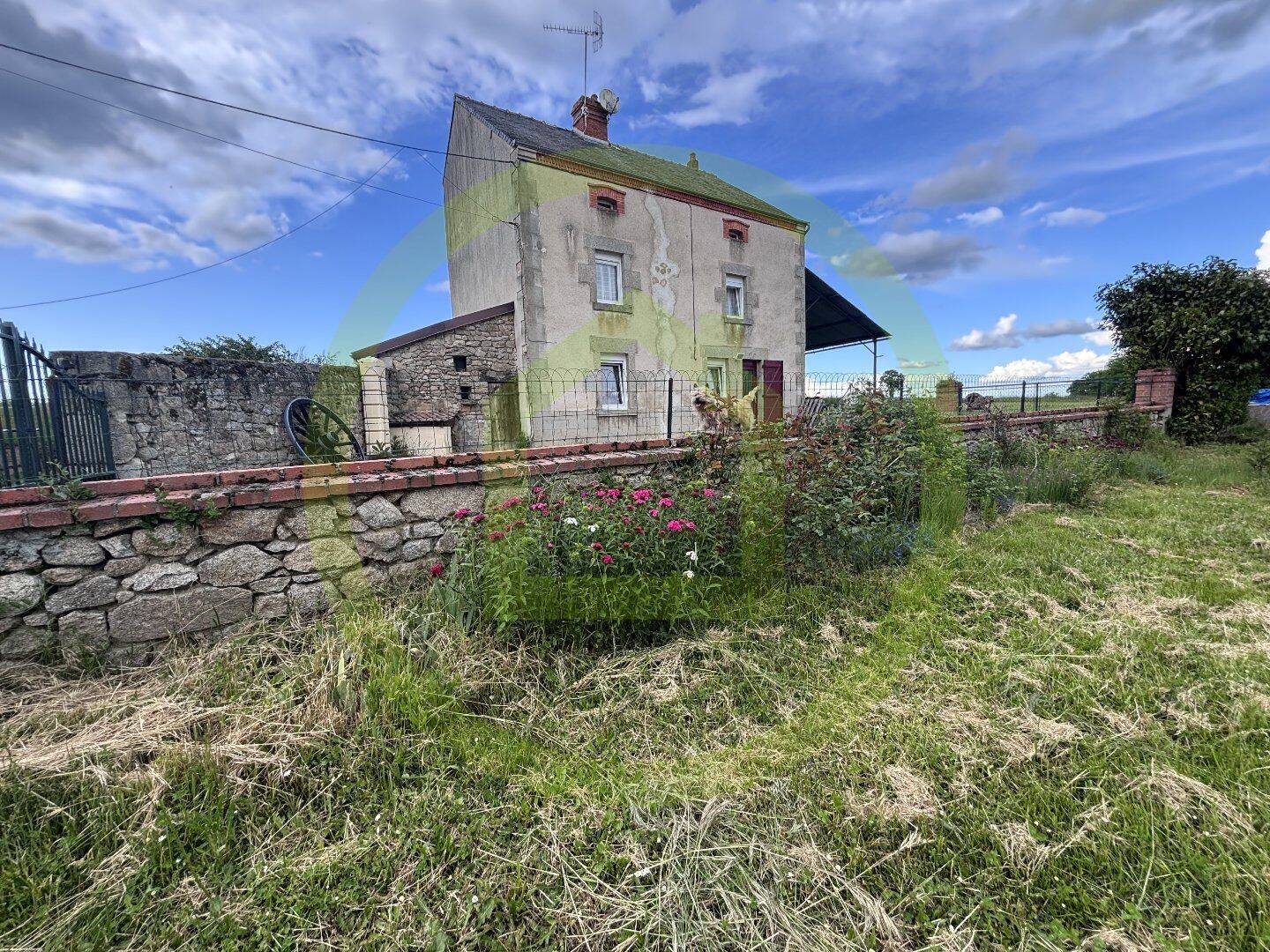 Maison 8 pièces 128 m² · à Saint-Chabrais · 128 m² · 149 500 €