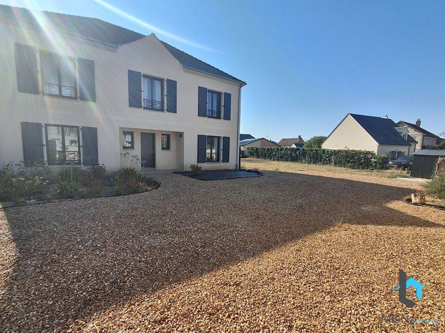 Maison 7 pièces 172 m² · à Bailleau-le-Pin · 172 m² · 349 000 €