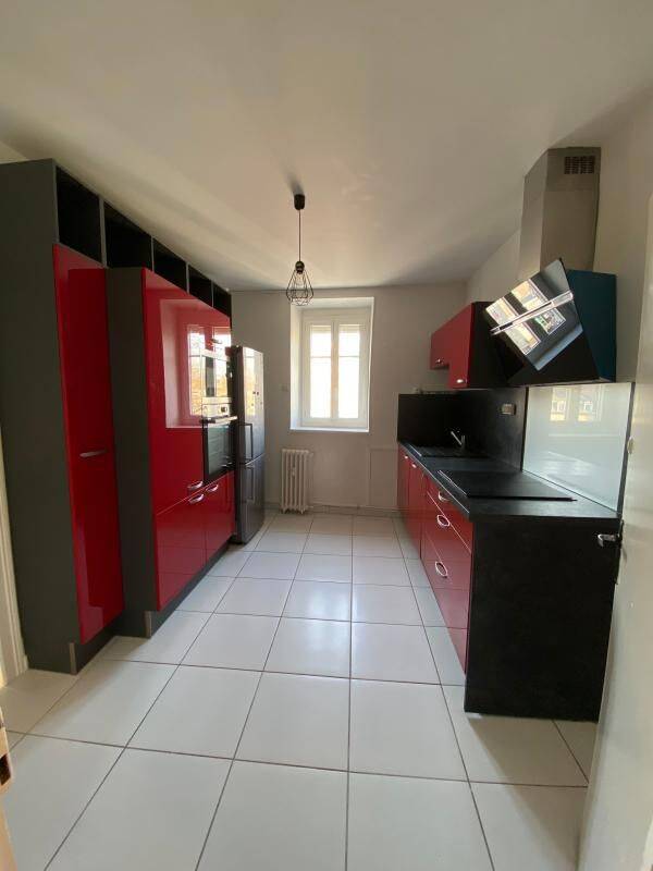 Appartement 5 pièces 141 m² · à Limoges · 141,5 m² · 890 €/mois