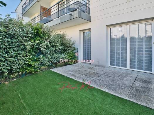 Appartement à louer 850 € 1 pièce 30,9 m² RDC/3 Centre Sud Claye-Souilly 77410