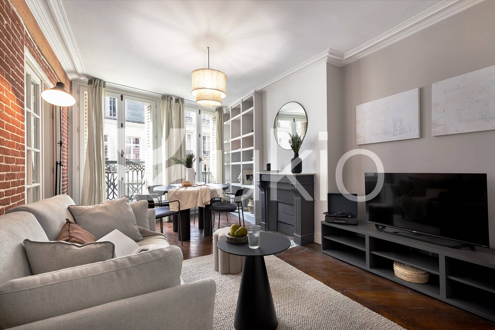 Appartement 2 pièces 50 m² · à Paris 1er Arrondissement · 50 m² · 3 343 €