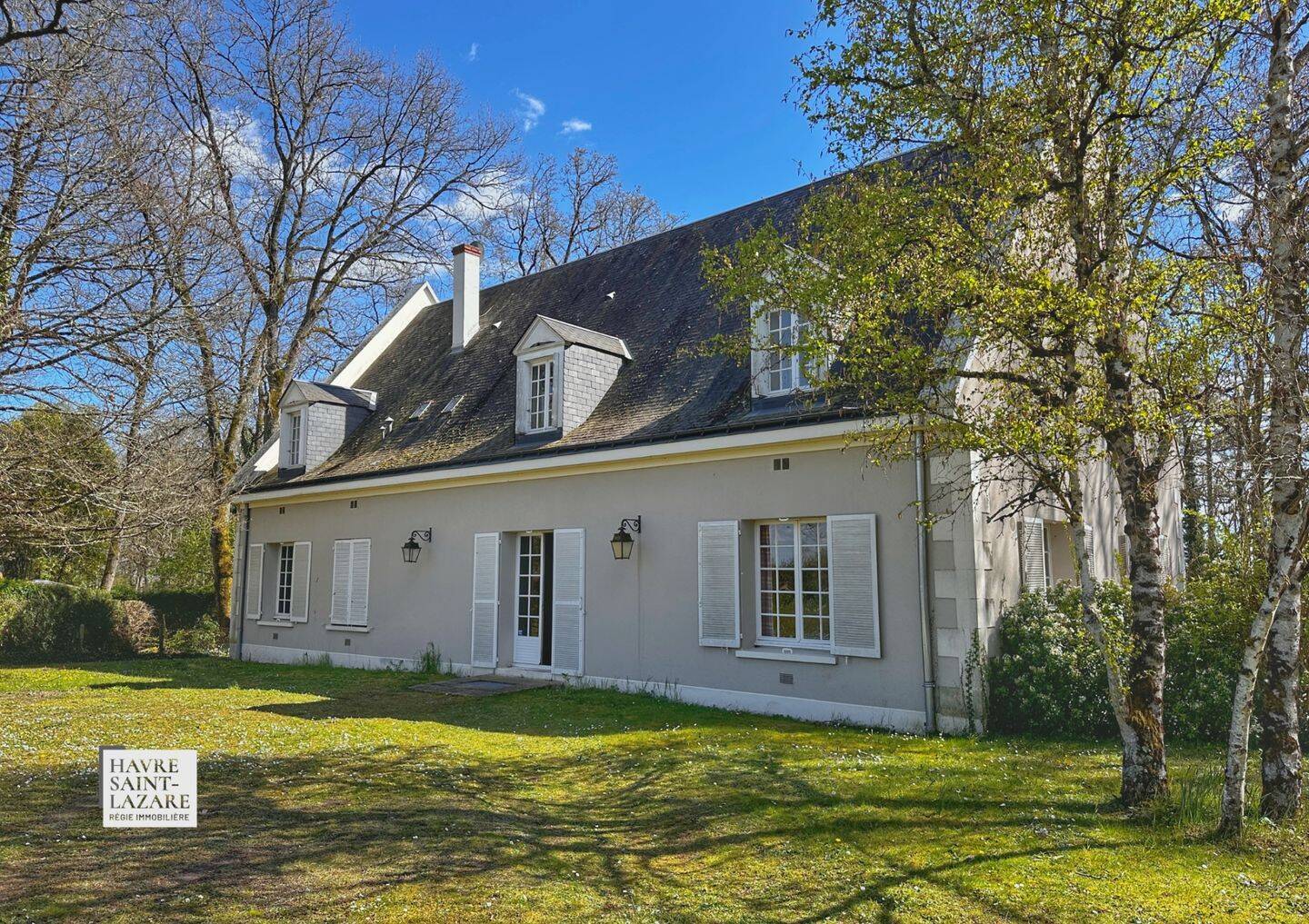 Maison 7 pièces 272 m² · à Rochecorbon · 272 m² · 579 600 €