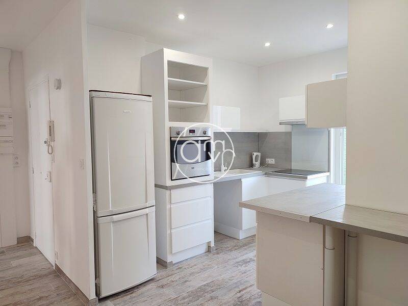 Appartement 2 pièces 50 m² · à Toulon · 50,1 m² · 785 €