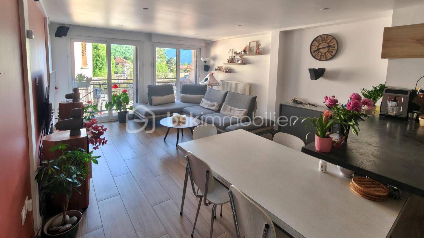 Appartement 4 pièces 86 m² · à La Buisse · 85,5 m² · 217 000 €
