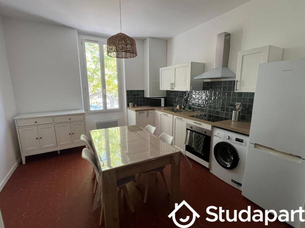 1 pièce 10 m² · à Toulon · 10 m² · 480 €/mois