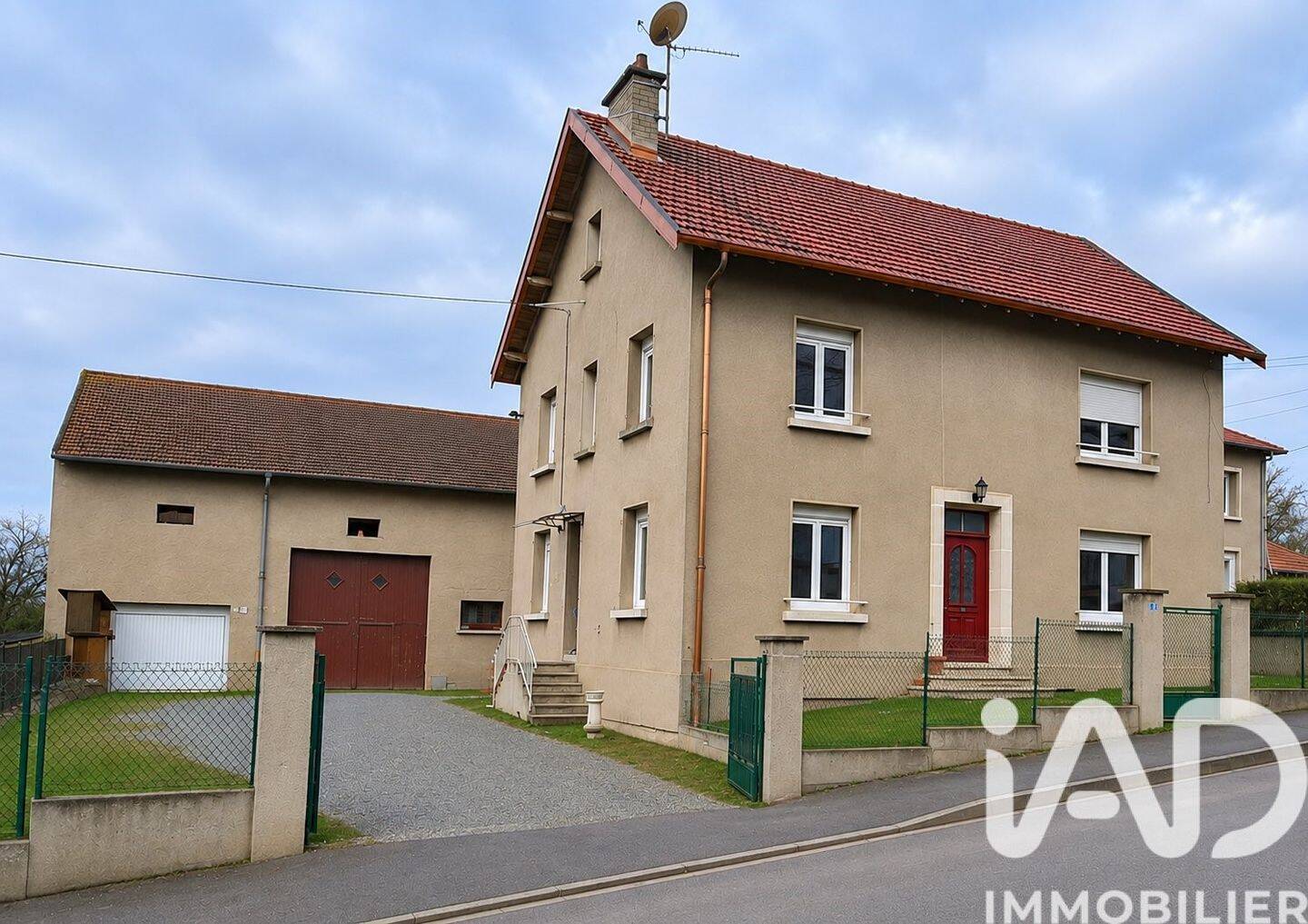 Maison 7 pièces 164 m² · à Jallaucourt · 164 m² · 299 000 €