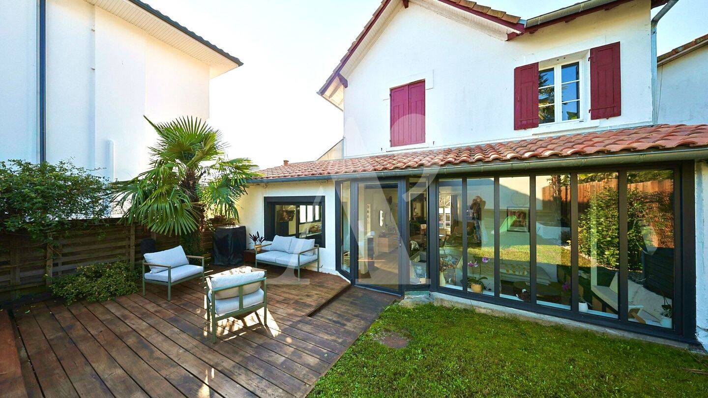 Maison 5 pièces 123 m² · à Dax · 123 m² · 530 000 €