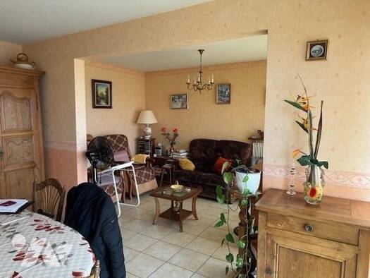 Appartement à vendre 99 500 € 4 pièces 3 chambres 92,4 m² RDC Le Creusot 71200