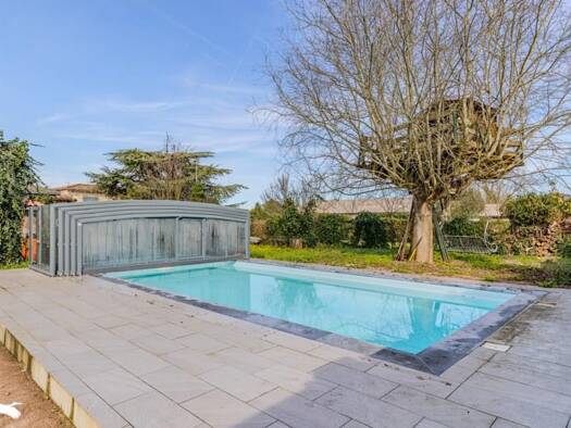 Maison à vendre 279 900 € 5 pièces 4 chambres 135 m² 685 m² de terrain Vayres 33870