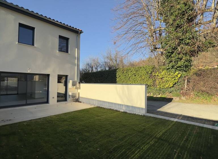 Maison à vendre 280 000 € 4 pièces 3<br/>chambres 84 m²<br/>superficie 130 m²<br/>terrain Peyrus 26120