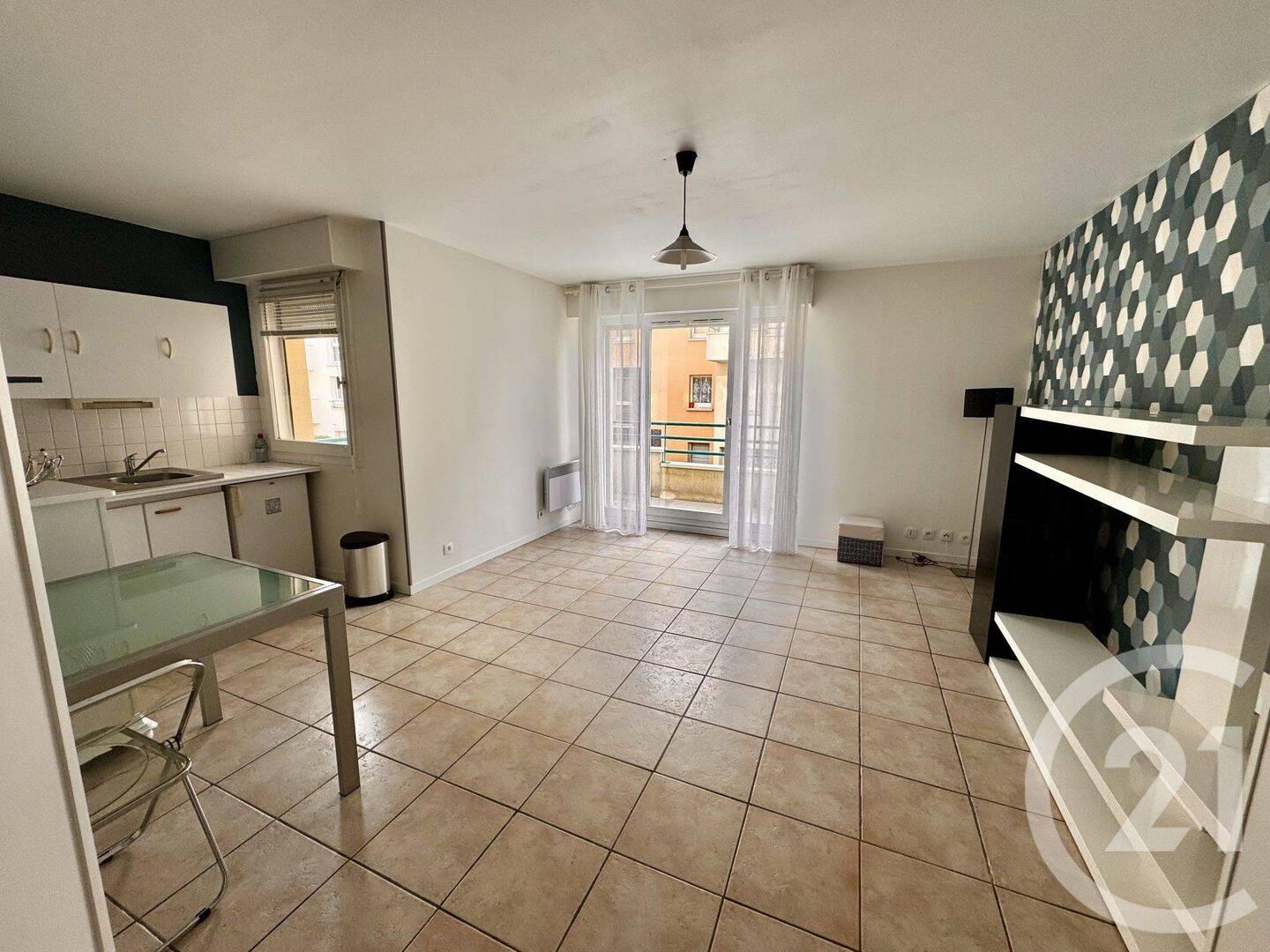 Appartement 1 pièce 30 m² · à Beauchamp · 30,1 m² · 705 €