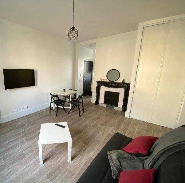 Appartement 1 pièce 30 m² · à Grenoble · 30 m² · 678 €