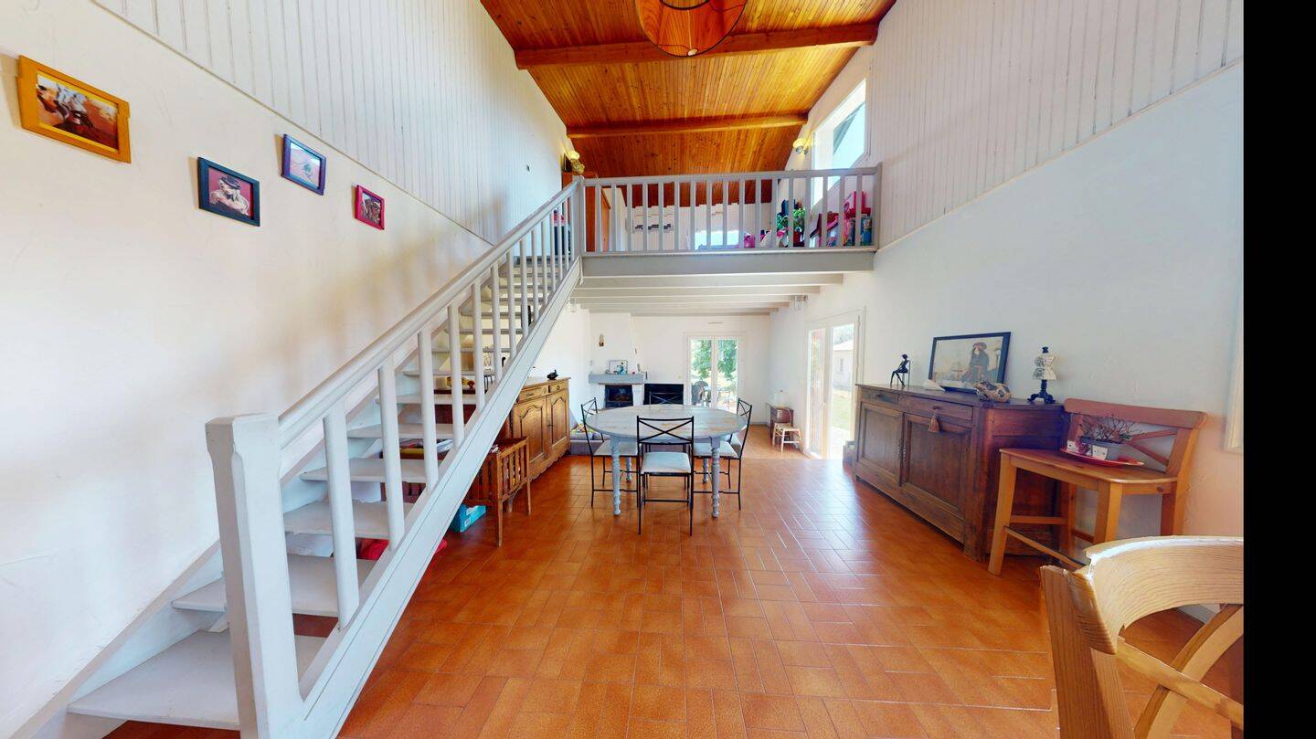Maison 6 pièces 134 m² · à Verdun-sur-Garonne · 134 m² · 279 000 €