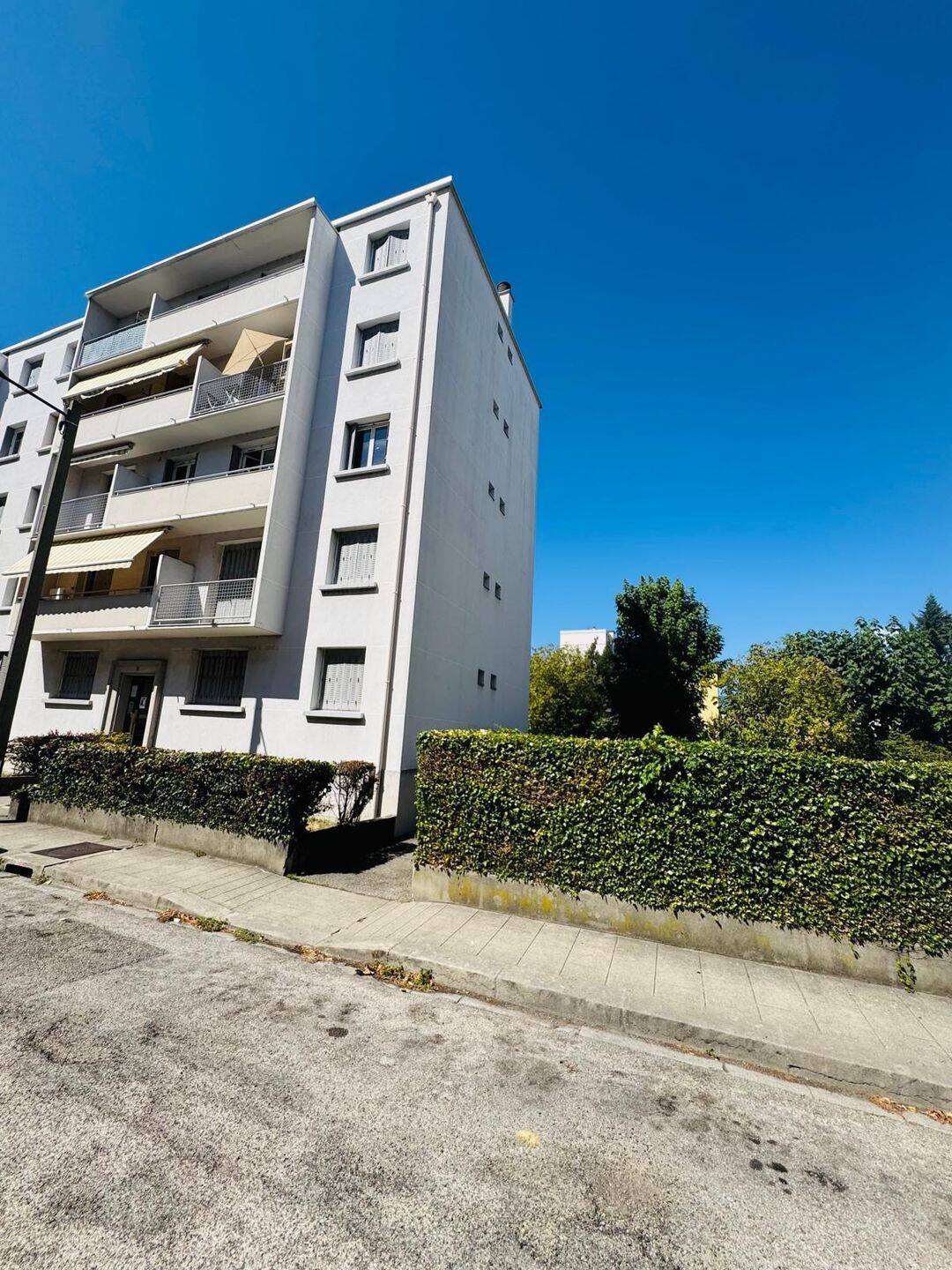 Appartement 4 pièces 65 m² · à Grenoble · 65 m² · 112 000 €
