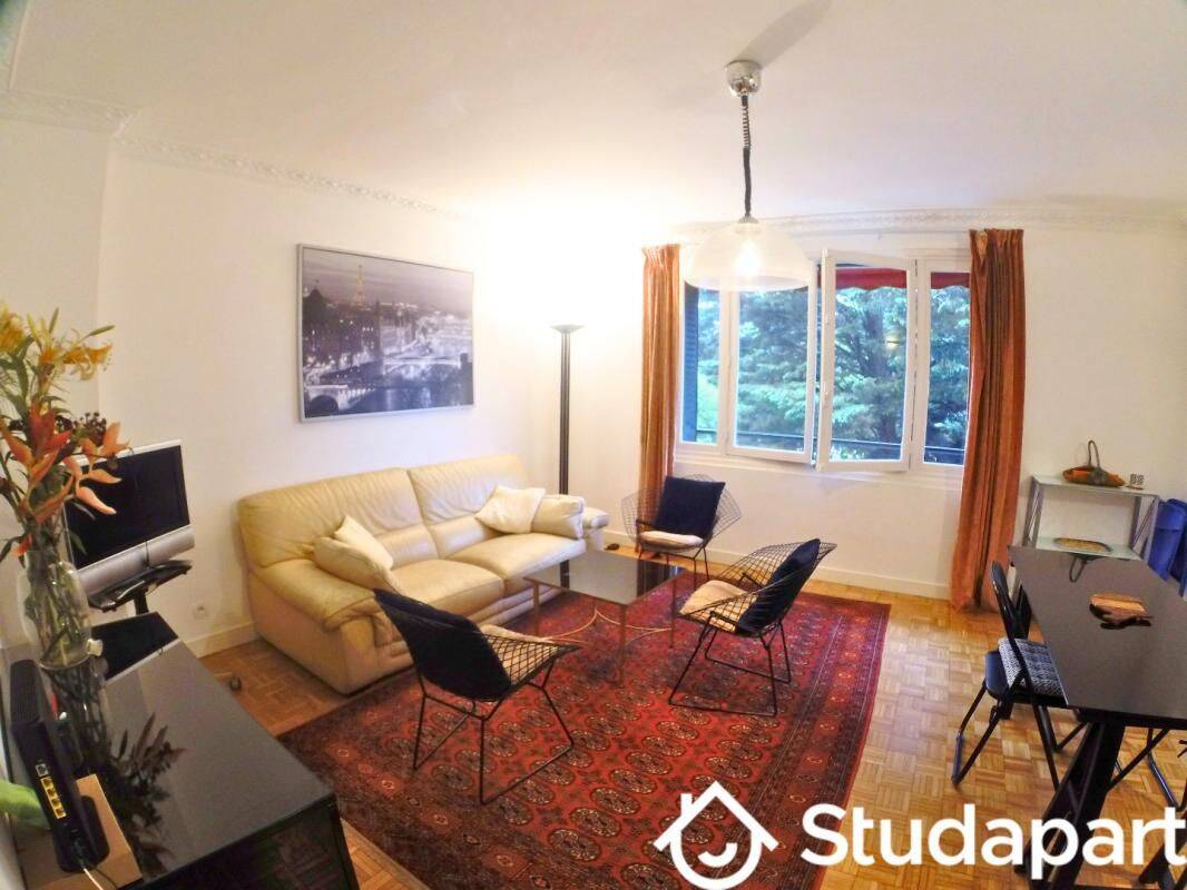 1 pièce 15 m² · à Fontainebleau · 15 m² · 850 €/mois