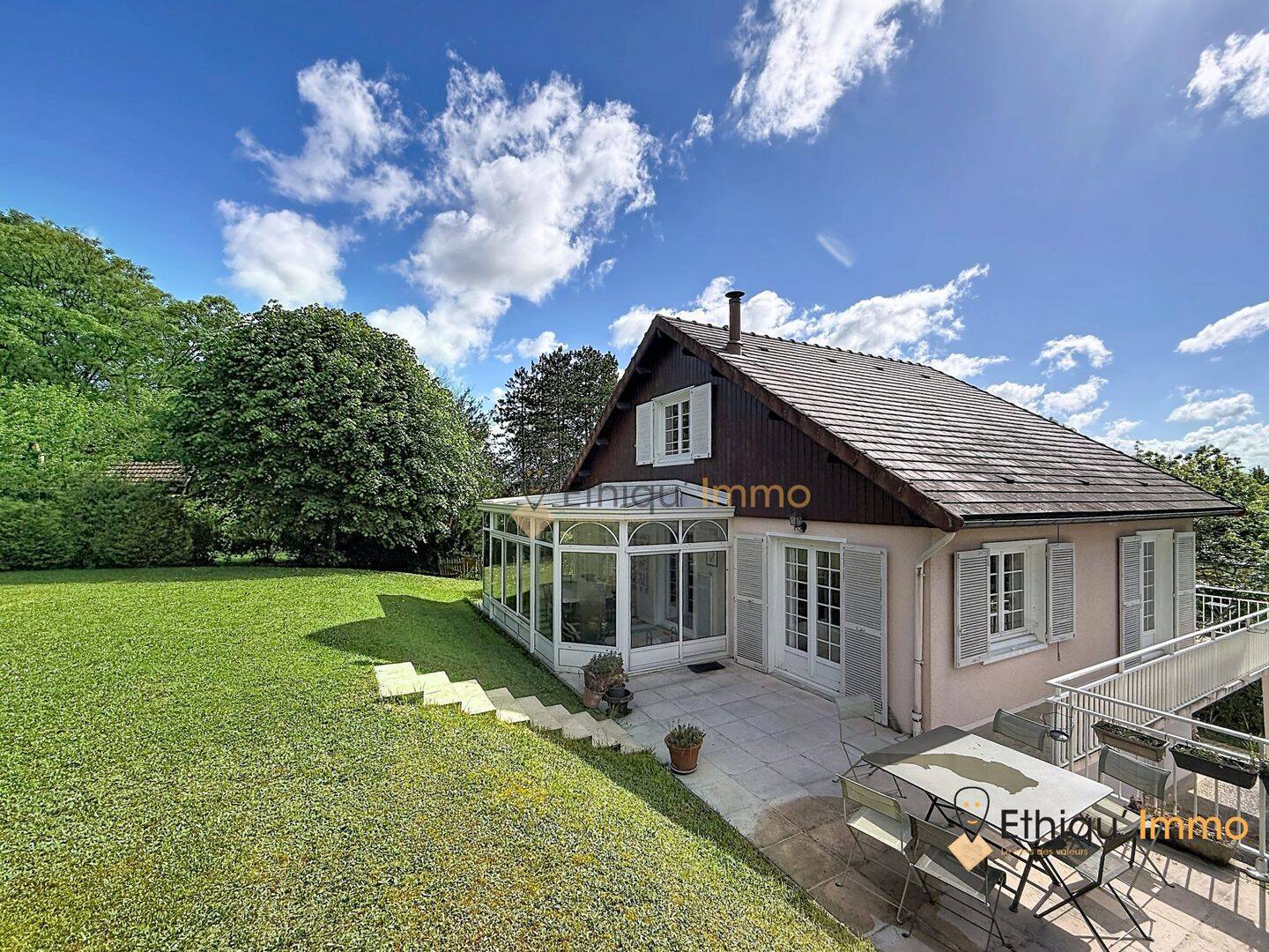 Maison 7 pièces 161 m² · à Bar-sur-Aube · 161 m² · 236 500 €