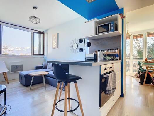 Appartement à vendre 130 000 € 5 pièces 4 chambres 76,5 m² Étage 4/4 Fontaine 38600