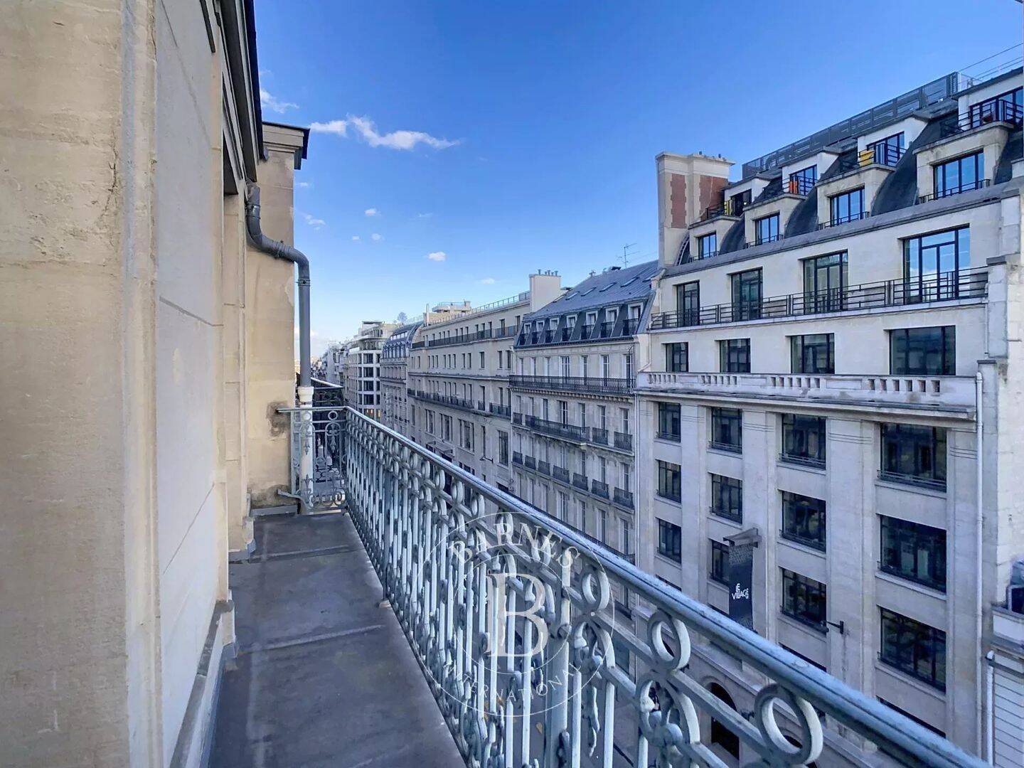 Appartement 1 pièce 36 m² · à Paris 8ème Arrondissement · 35,6 m² · 1 600 €/mois