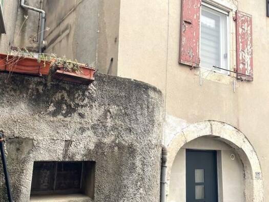 Maison de ville à vendre 99 000 € 2 pièces 1 chambre 48 m² Vallon-Pont-d'Arc 07150