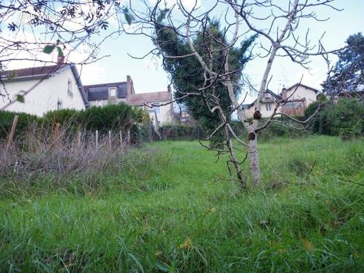 Terrain constructible viabilisé à vendre 20 000 € 413 m² de terrain Georges Pompidou Périgueux 24000
