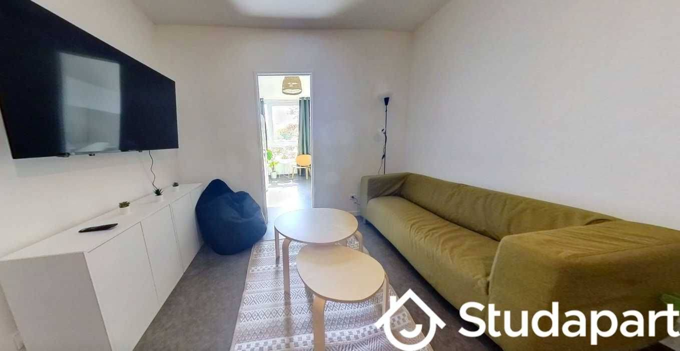 1 pièce 66 m² · à Beauficel-en-Lyons · 66 m² · 606 €