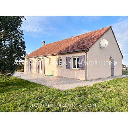 Maison 6 pièces 125 m² · à Charny Orée de Puisaye · 125 m² · 159 000 €