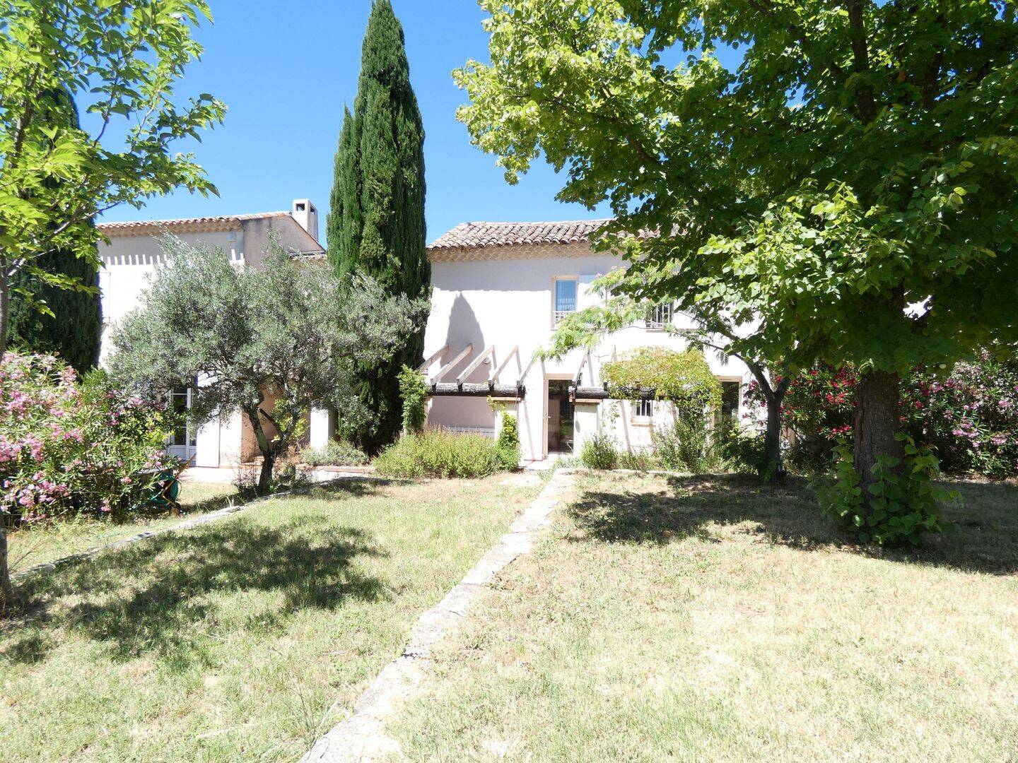 Maison 9 pièces 259 m² · à Alès · 259 m² · 598 000 €