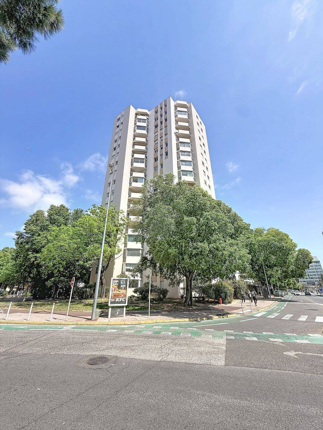 Appartement 5 pièces 104 m² · à Toulon · 103,9 m² · 199 000 €