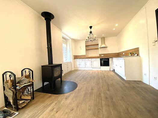 Maison à vendre 125 000 € 4 pièces 3 chambres 85 m² 272 m² de terrain Vieux-Charmont 25600