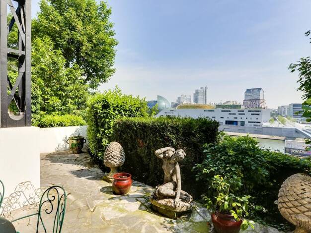 Maison à louer 3 970 € 5 pièces 3 chambres 182 m² Manufacture-Brimborion-SEL-Division Leclerc Sevres 92310