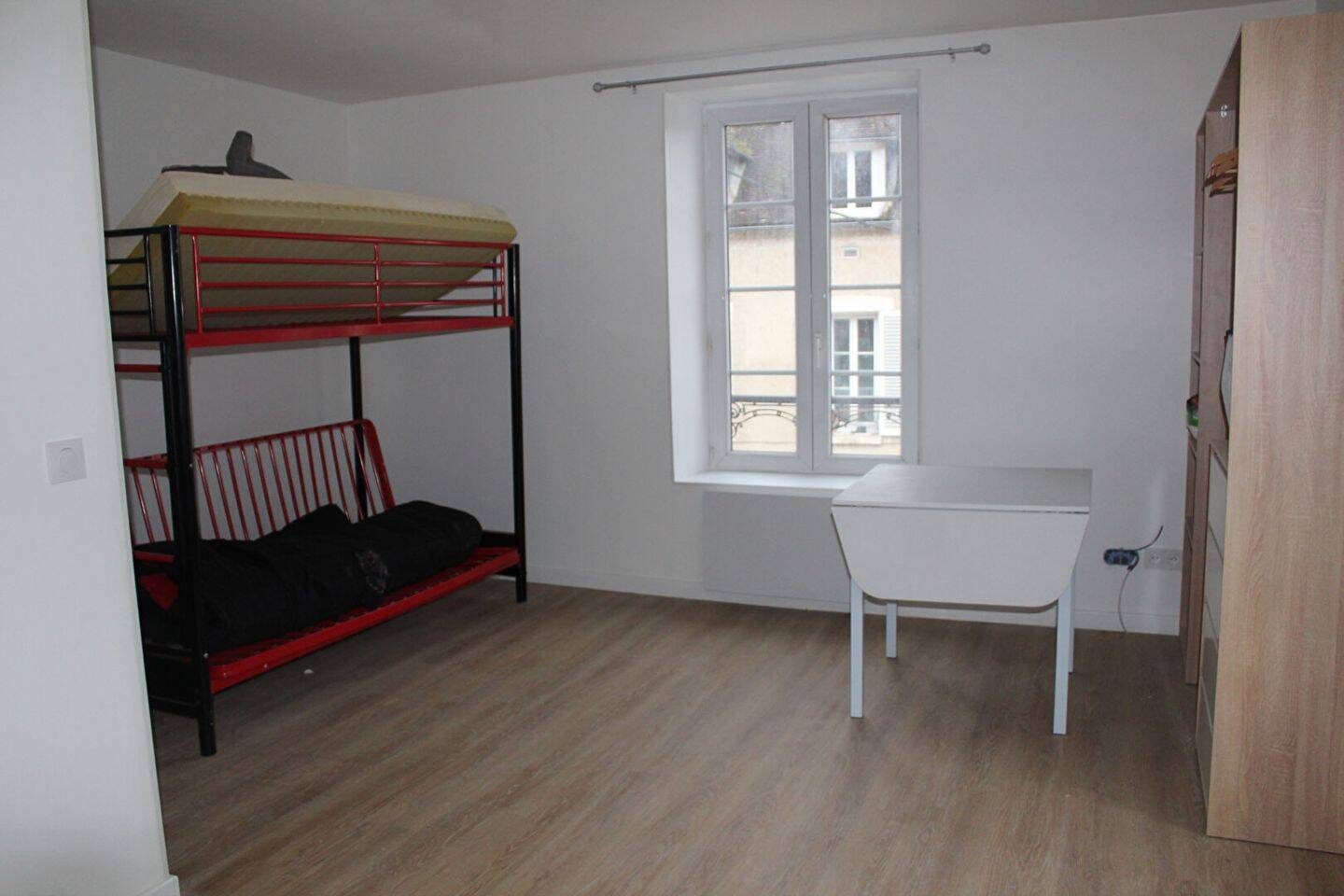 Appartement 1 pièce 27 m² · à Tonnerre · 27 m² · 470 €