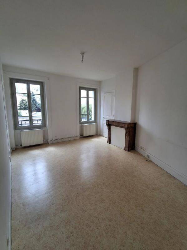 Appartement 2 pièces 53 m² · à Saint-Étienne · 53 m² · 535 €/mois