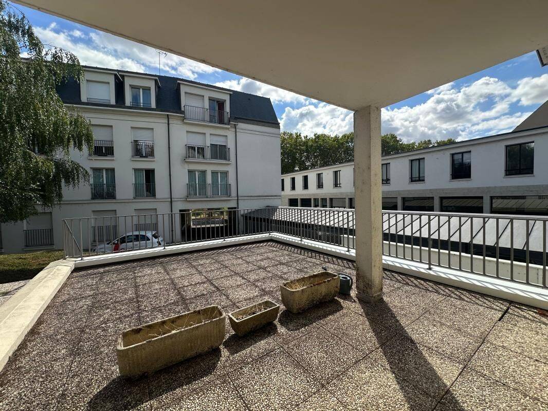 Appartement 2 pièces 75 m² · à Orléans · 74,7 m² · 692 €/mois